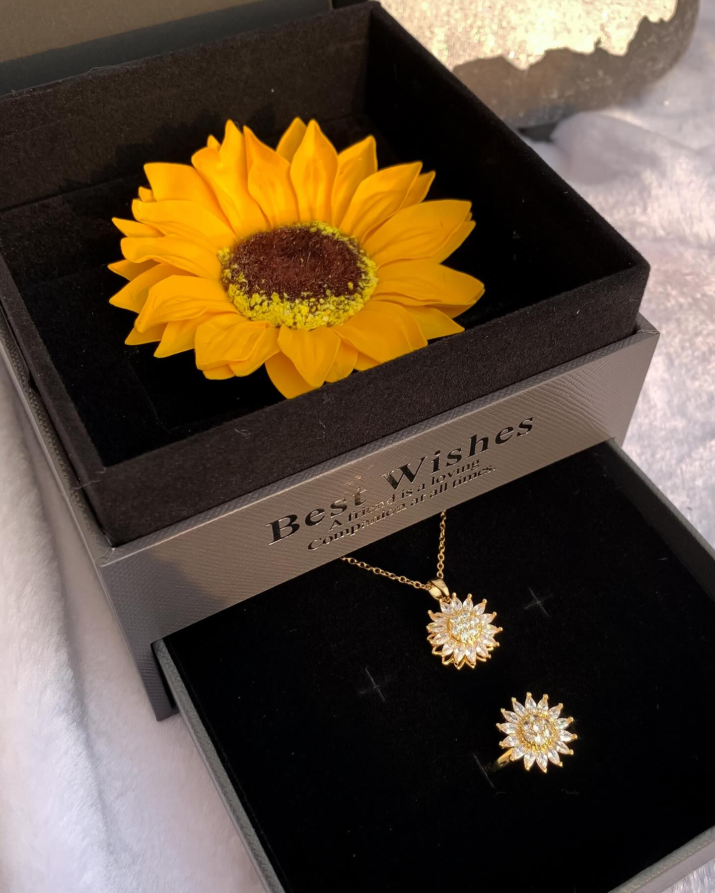 COLLAR Y ANILLO GIRASOL GIRATORIOS