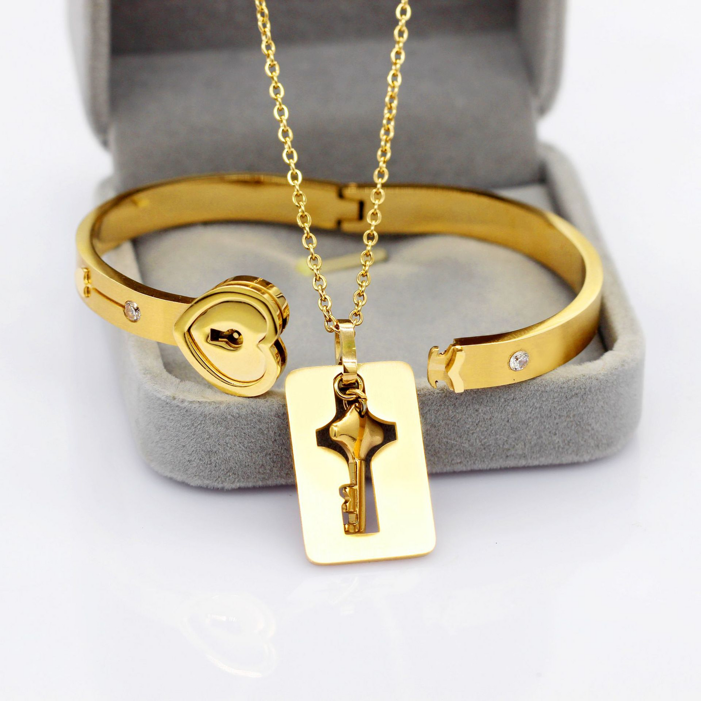 BRAZALETE CORAZÓN Y COLLAR LLAVE MÁGICA