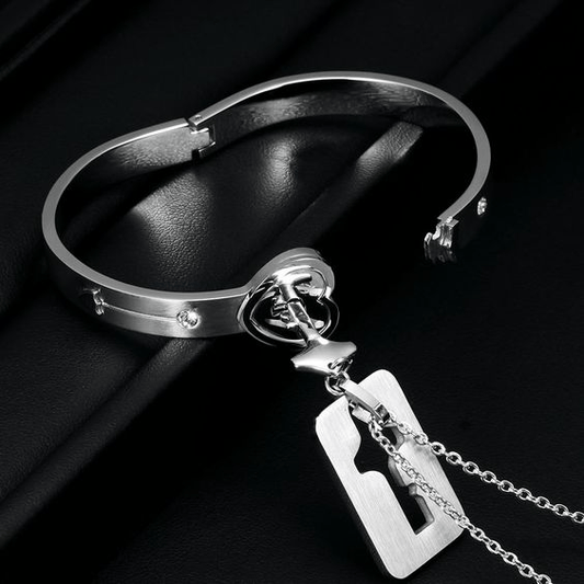 BRAZALETE CORAZÓN Y COLLAR LLAVE MÁGICA